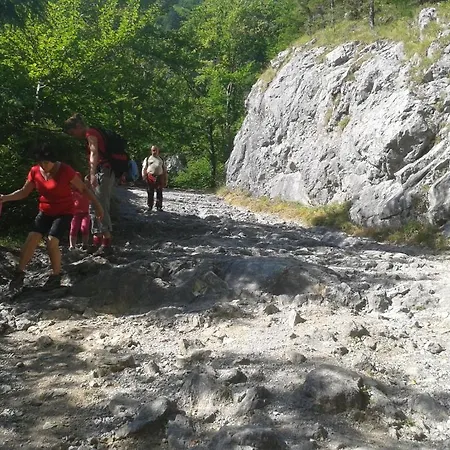 Dovolenkový dom Chata Bešeňová *